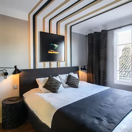 Apartment #39 Staywiz Us - Old Town 3 Bdr Ac Balcony 5mins Walk To Sea