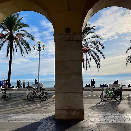 2 Pieces Dans Le Vieux - A 3 Min De La Et Du Celebre Cours Saleya Apartment Nice