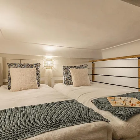 Elegant Flat With Ac, Heart Of Old Nice, Walking To The Beach! Nice