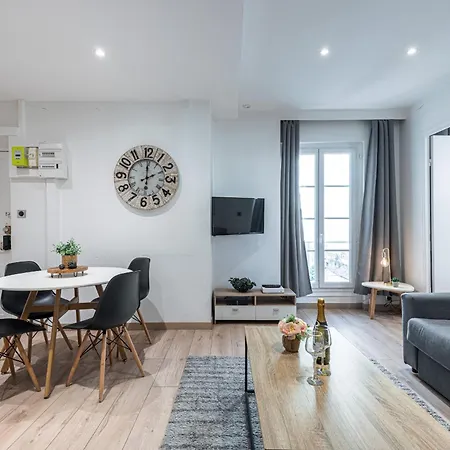Ultra Central 1 Bdr - Massena Street * Nice