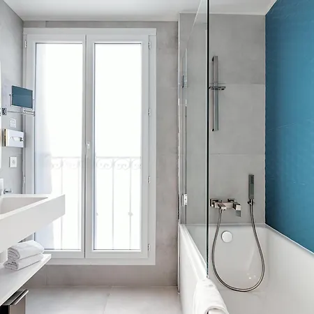 Apollinaire Hotel 4*