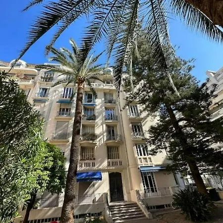 Appartement Luxueux 115m2, 3 Centre Avec Parking à 5 Min -climatisation *