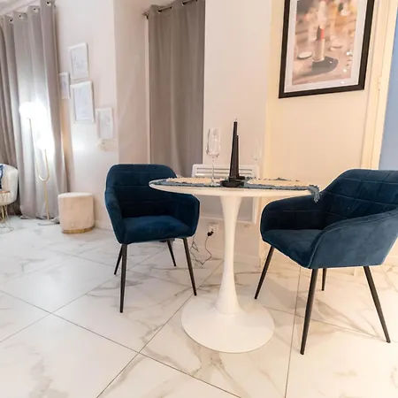Hotel Loveroom Jacuzzi Passion