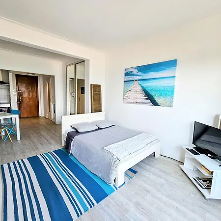 Promenade Sea Front Apartment Nice