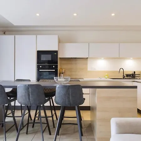 Q&r Renting - Luxueux Et Design- Parking Ac Appartement Nice