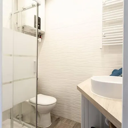 Bm17 Staywiz Us - Floor Ac & Balcony Nice