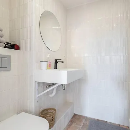 Malonat Duplex - Old Town Apartment