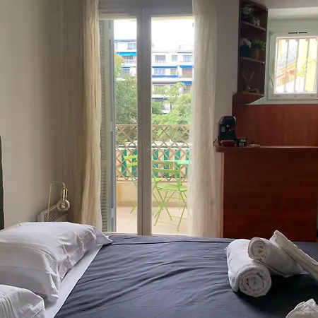 Apartment Chez Chebil In Rue Halevy - Near The Sea