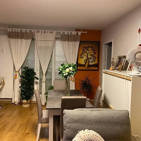 Apartment Angele Stephen