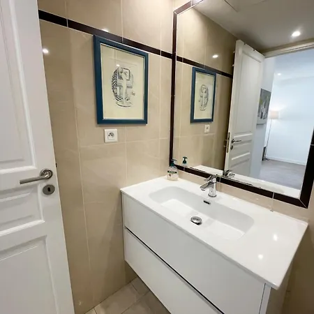 Massena 4 Pers Super Wifi Apartment