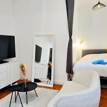 Studio Moderne Centre Apartment