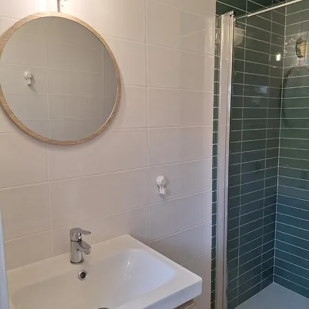 Studio Cosy, Calme Et Lumineux, Au Pied Du Tramway Et A 50 M De La Mer Apartment *