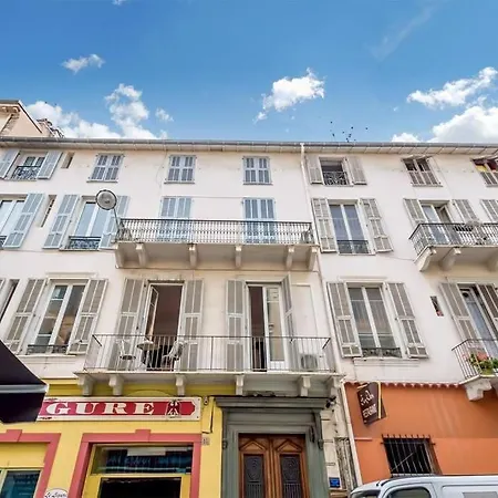 Center, Chic For 2-4, Balcony, Ac Nice