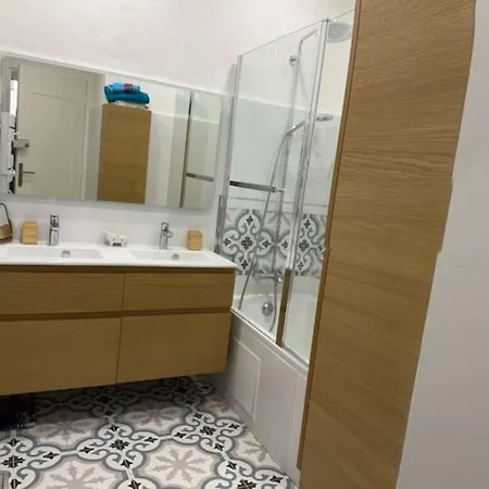 70m2 - Centre De Apartment Nice