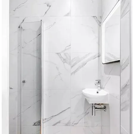 Роскошная Светлая Полностью Оборудованная Квартира Apartment Nice