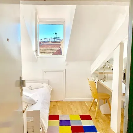 Studio On The Attic-5 Min From Sea & Main Street Nice