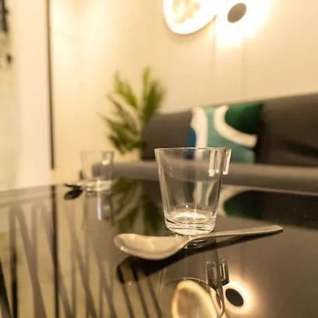 Apartment Ag5 Joli Cosy, Proche Mer, Wifi Nice