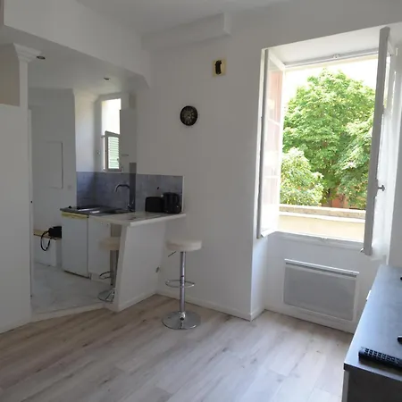 The King - Studio Dans Le Quartier Du Port Apartment