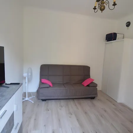 The King - Studio Dans Le Quartier Du Port Apartment *