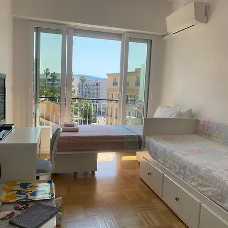 Mirela's Private With Key, Ac, Lift & Balcony In The Center Of On The Cote D'azur Nice
