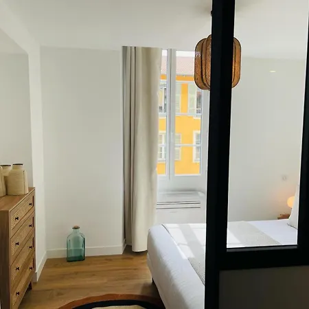 Le G Apartment *