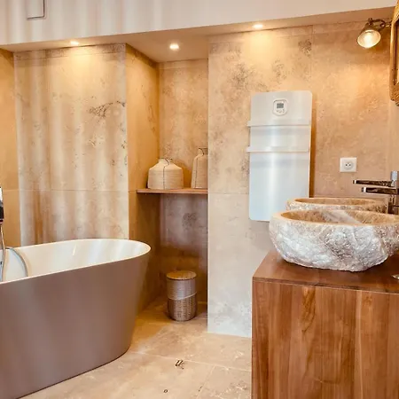 Le G Apartment *