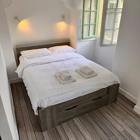 Appartement Carre D'or: Very Calm Cozy 2br, With Wi-fi *