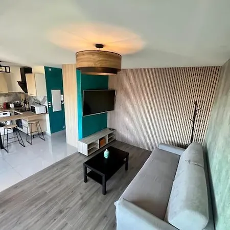 Apartment Studio Elegant Avec Acces A La Piscine