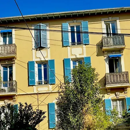 Liberation - Luxury & Design Apartment, 2 Private With 2 Private Bathroom For 2 Or Max 6 Person, Renovated, Modern, Ac, Wi-fi, Balcony, Calm, Tram Homestay *
