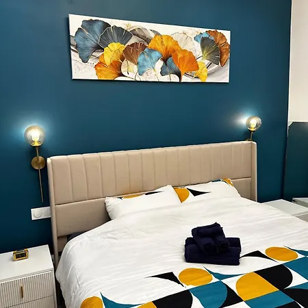 Liberation - Luxury & Design Apartment, 2 Private With 2 Private Bathroom For 2 Or Max 6 Person, Renovated, Modern, Ac, Wi-fi, Balcony, Calm, Tram Nice