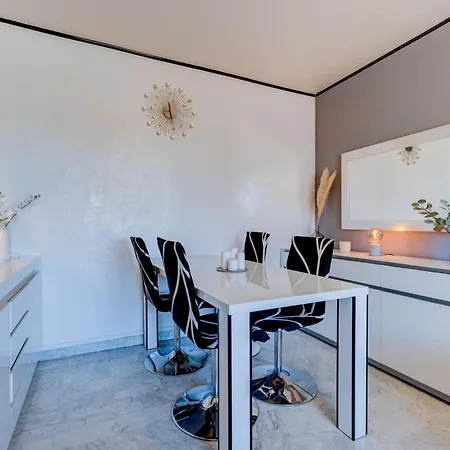 Apartment Bord De Mer - Wifi, 6pers, Terrasse Nice