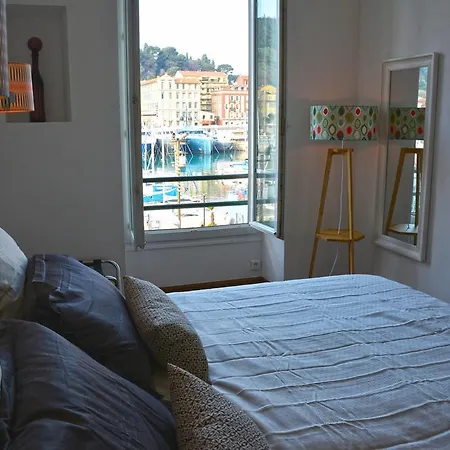 Apartment Be Our Guests In Port Nice