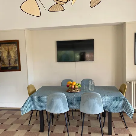 Homestay Avec Acces Terrasse Et Piscine
