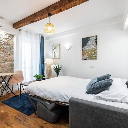 Appartement Pretty & Quiet In Port Area Nice