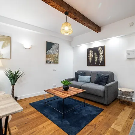 Appartement Pretty & Quiet In Port Area Nice