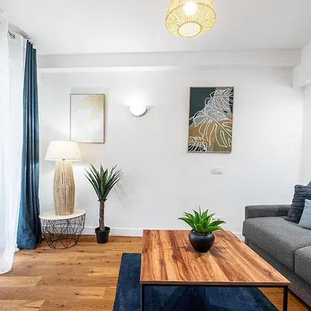 Appartement Pretty & Quiet In Port Area