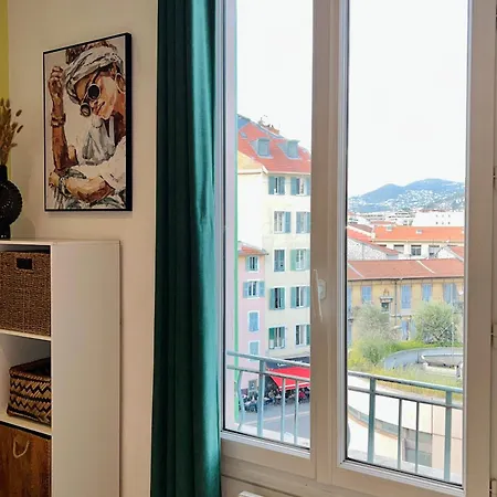 Apartment Elegant A 1 Minute Du Centre Nice
