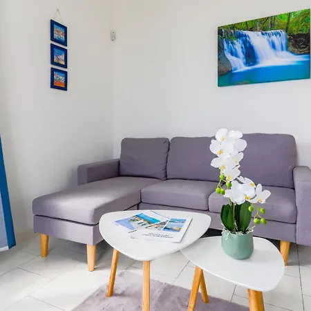 Holiday home Holiday La Cigale By Interhome *