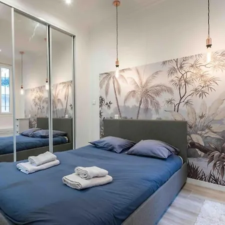 Apartment Charming In The Center Of *