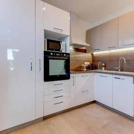 Villa Maison 6 Personnes Avec Jardin Et Parking Privé Nice