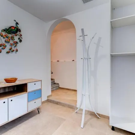 Maison 6 Personnes Avec Jardin Et Parking Privé Villa Nice