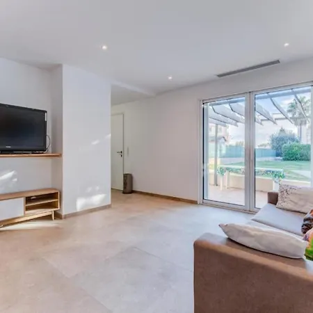 Villa Maison 6 Personnes Avec Jardin Et Parking Privé Nice