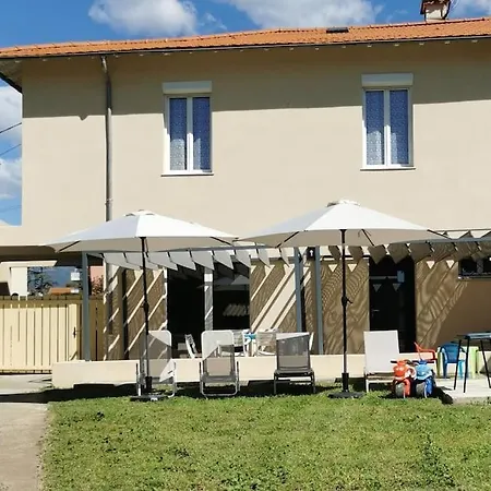 Villa Maison 6 Personnes Avec Jardin Et Parking Privé