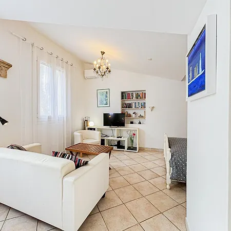 Dolce - Wifi, Ac, 2pers Apartment