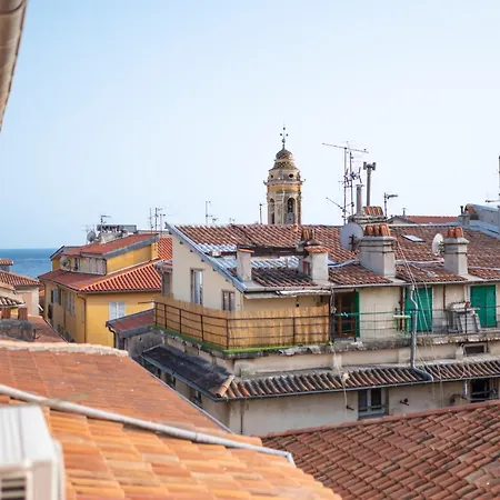 Apartment Stunning In The Heart Of Old Town