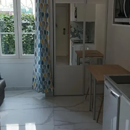 Magnifique Studio 1 Au Rdc A Cote De La A 2 Mins De La Apartment *