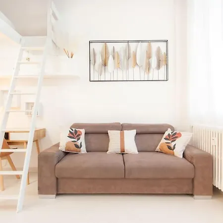 50 Meters From The ! Location In Appartement *