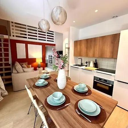 Angleterre 3 - Grand Proche Gare Apartment *