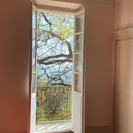 Maison De Charme Dans Les Collines Niçoises *