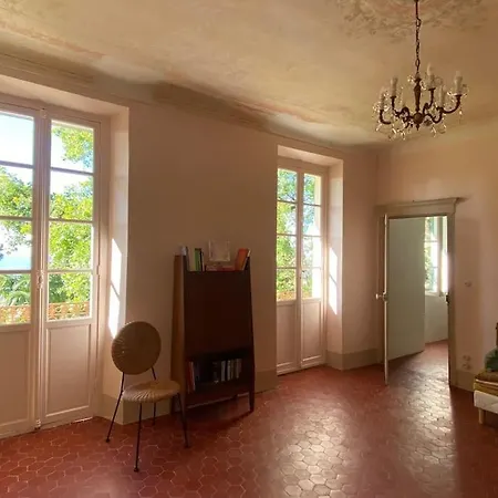 Maison De Charme Dans Les Collines Niçoises *